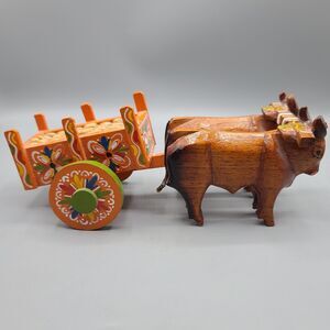 Costa Rica Souvenir Carved Wood Cows Bulls Ox with Cart Vintage 9’’